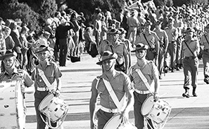 ANZAC Day : Melbourne : Australia : Personal Photo Projects : Photos : Richard Moore : Photographer